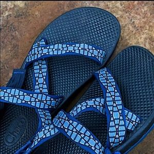 Chacos🌿blue geometric design
